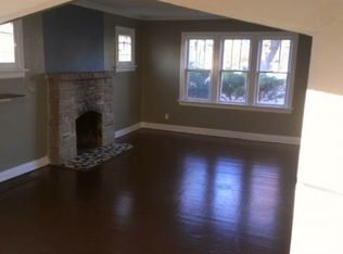 8244 Flora Ave, Saint Louis, MO 63114