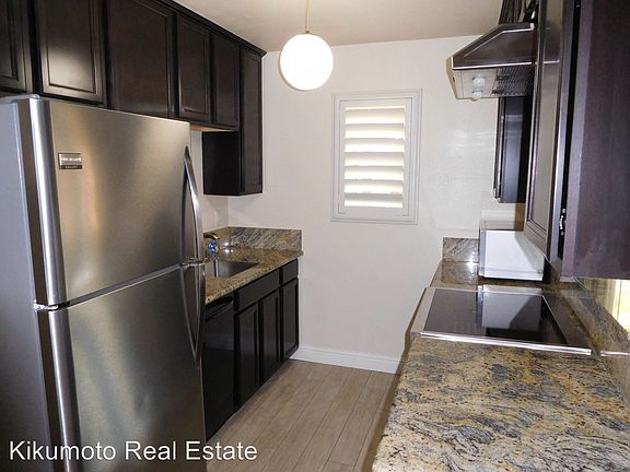 4th image of 6060 Gloria Dr APT 9