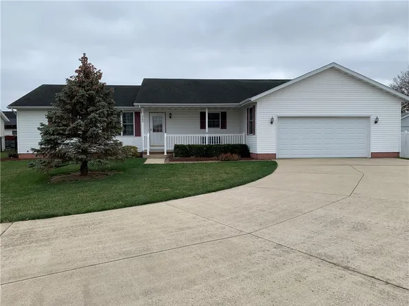 709 Shiloh Pl, Effingham, IL 62401