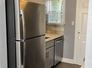 1049 Western Ave #B, Glendale, CA 91201