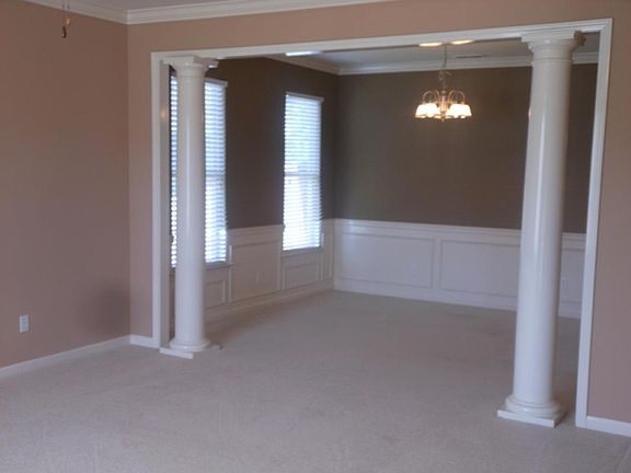 Family Room across from dining room