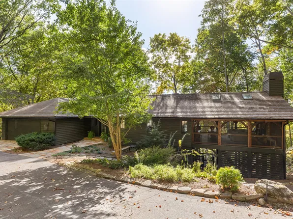 654 Sky Lake Drive, Highlands, NC 28741