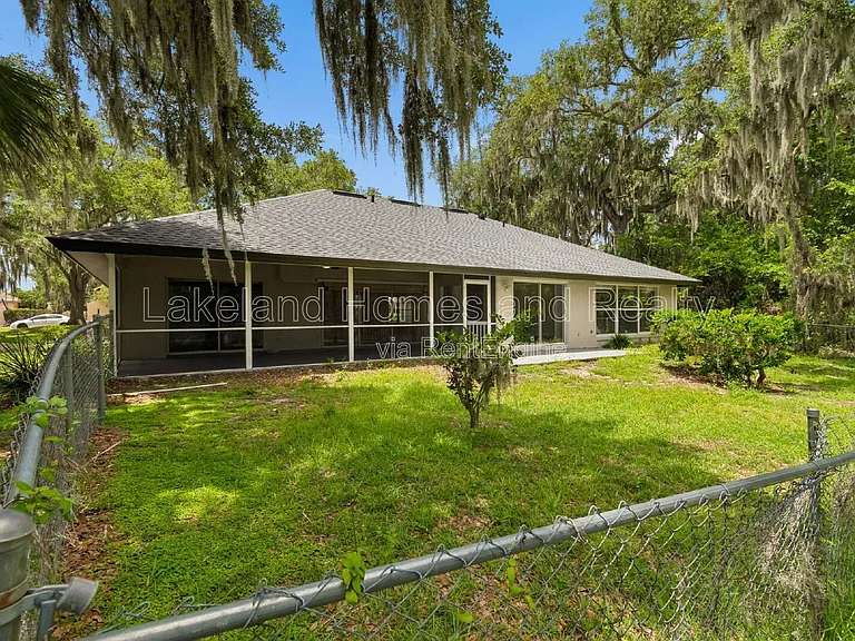 95 Woodside Dr — Photo 51