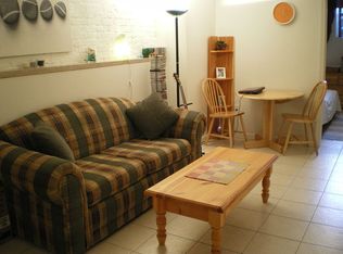 905 Beacon St #4, Boston, MA 02215