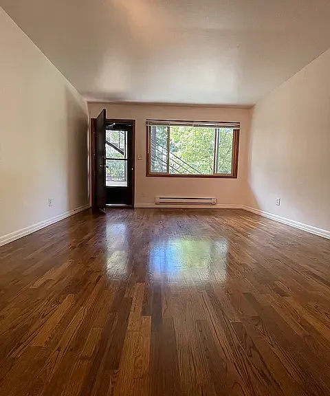 3202 S Edmunds St #9 — Photo 2