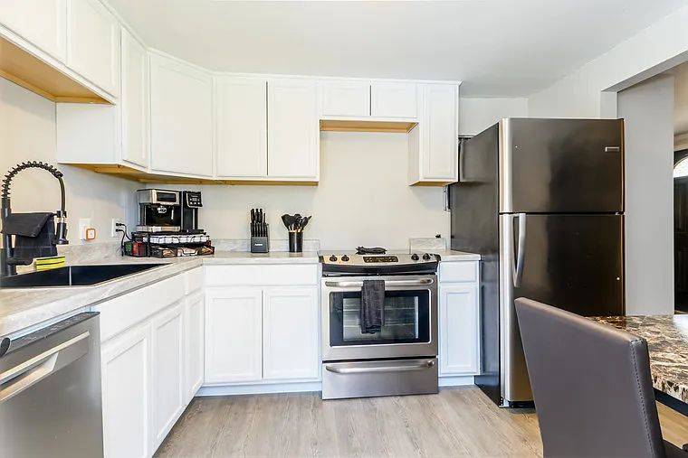 307 Reid St #1 — Photo 3