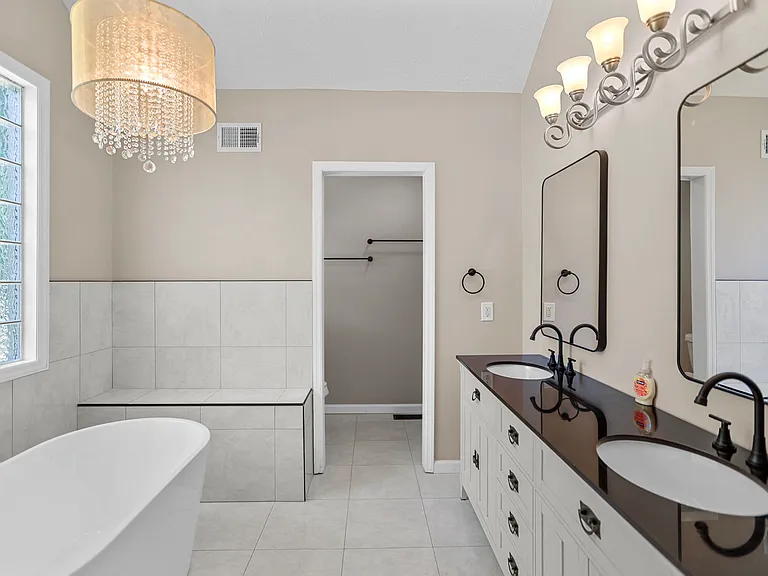 31 Dundee Pl — Photo 10