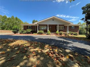1951 New Stone Ridge Rd, Ripley, WV 25271