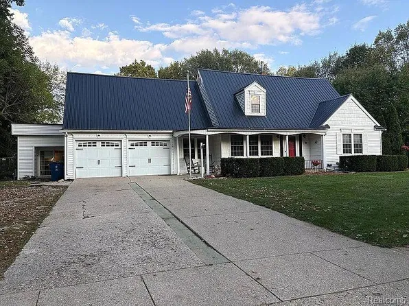 40 Balfour Dr, Coldwater, MI 49036