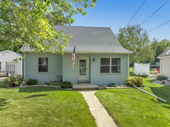 309 S Ontario St, De Pere, WI 54115