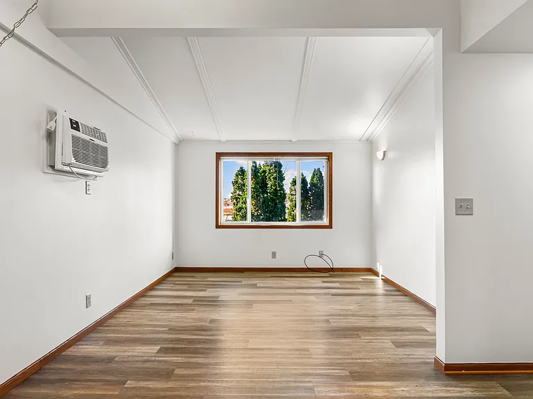 512 S Main St #2 — Photo 18