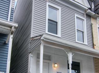 2035 Logan St, Harrisburg, PA 17102