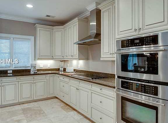 3rd image of 7 Bayberry Ln