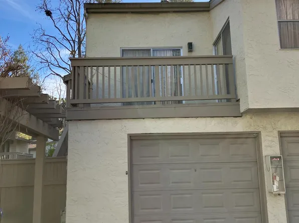 19407 Vineyard Ln, Saratoga, CA 95070