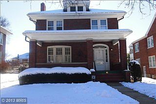 1st image of 41 E Irvin Ave