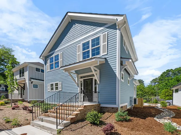 2218 Woodrow St, Durham, NC 27705