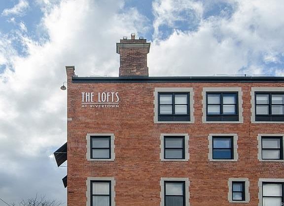 2nd image of 6533 E Jefferson Ave #23/102E