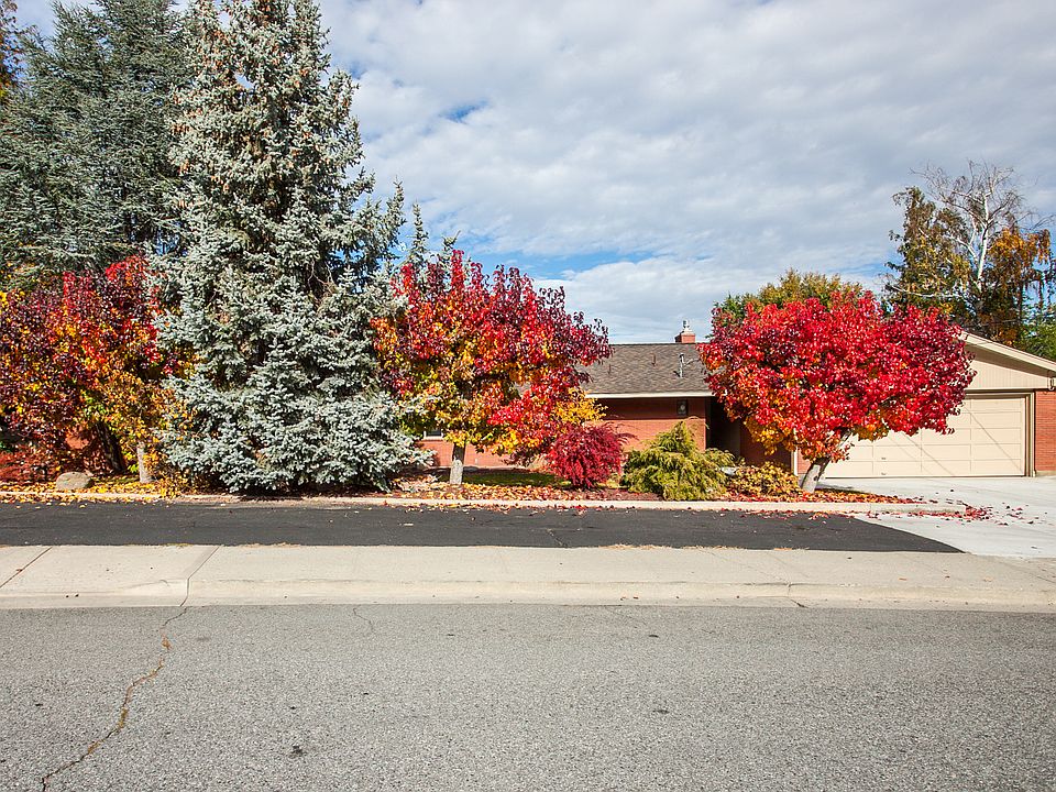 1st image of 1123 Appleland Dr