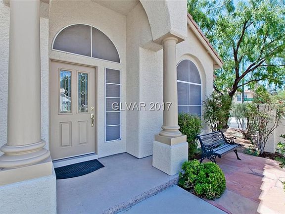 Front Enclosed Patio Area at Entrance