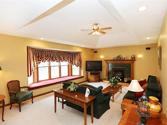 2nd image of 153 Liberty Ln