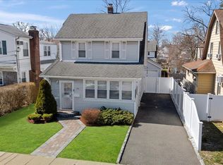 95 Weberfield Ave, Freeport, NY 11520