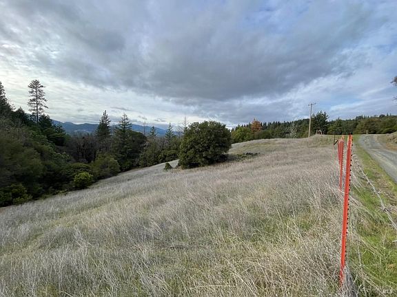 3rd image of 46940 Fox Rock Road