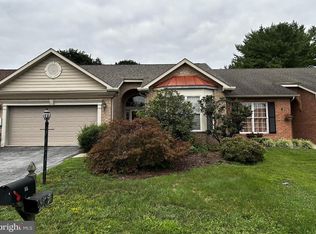 55 Radcliff Ln, Falling Waters, WV 25419