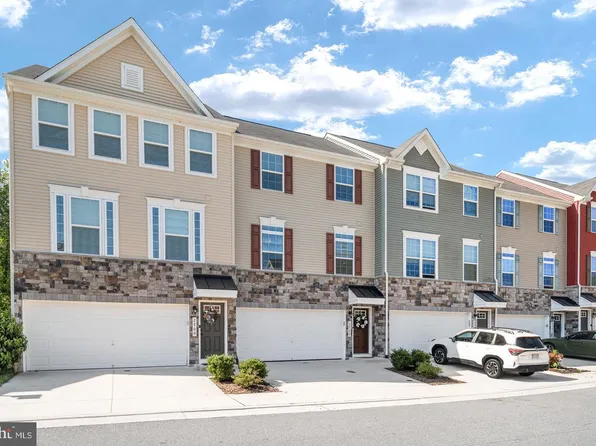 2702 Wheatland Station Way, Fredericksburg, VA 22408