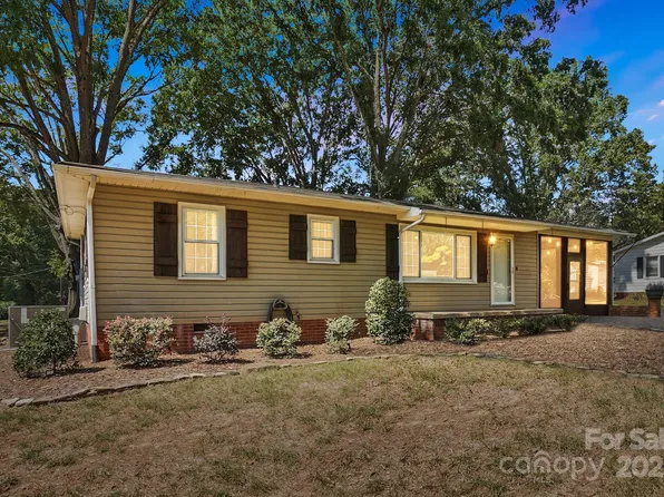 301 Dogwood St, Locust, NC 28097