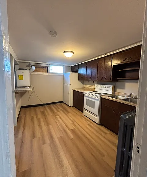 516 Medary Ave #B — Photo 6