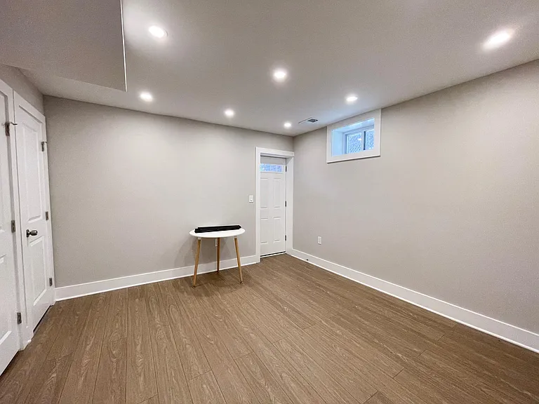 1267 Emerson St NE — Photo 26
