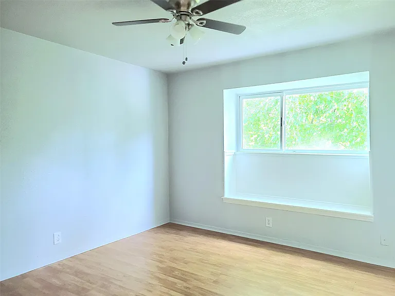 8730 Shelmer Dr #D — Photo 12