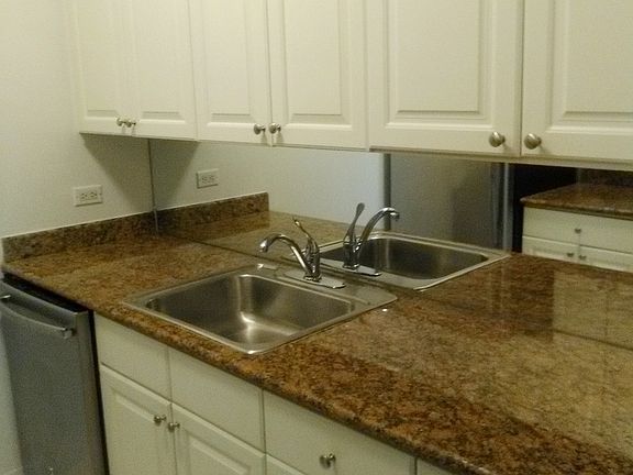 5th image of 99 Battery Pl APT 6A