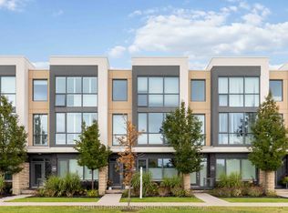 90 Little Creek Rd #6, Mississauga, ON L5R0E9