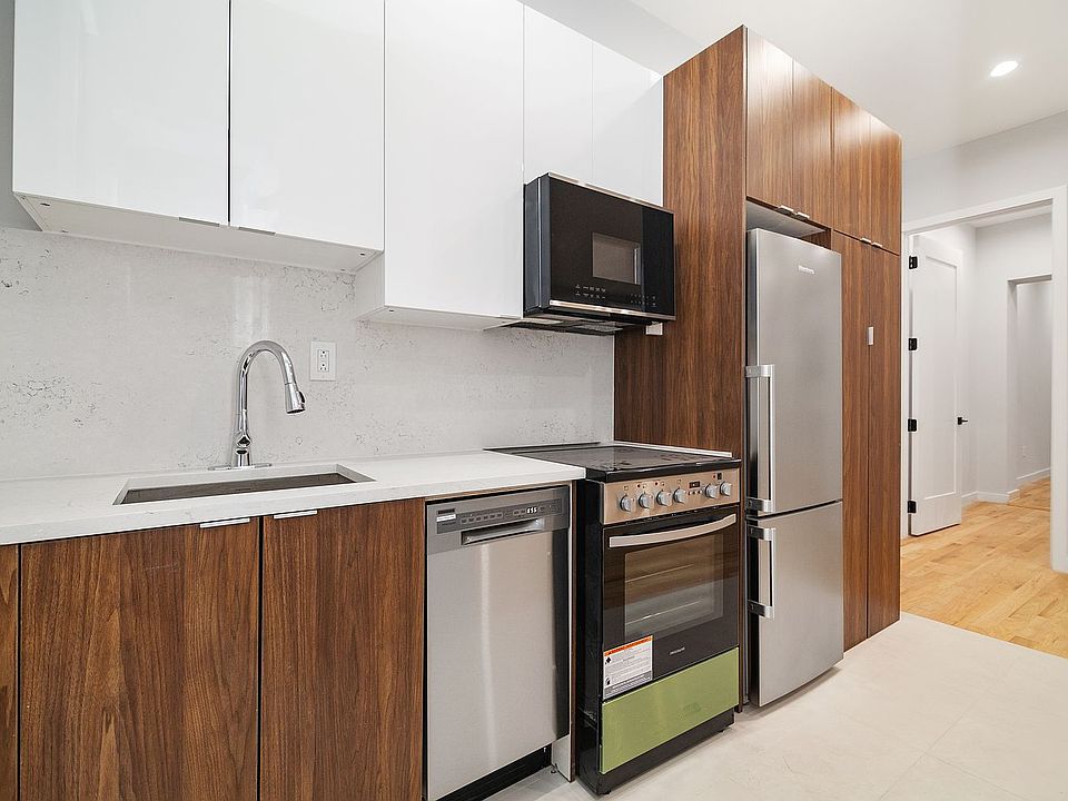 1st image of 117 W 57th St #4E