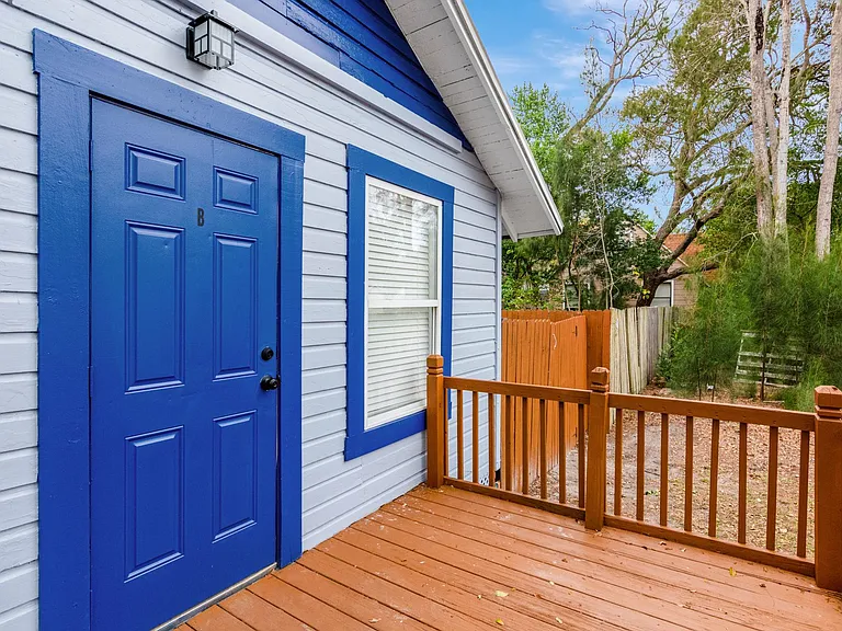 547 Wildwood Way #B — Photo 26
