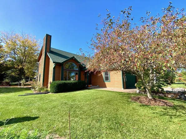 W7637 Hackett ROAD, Whitewater, WI 53190