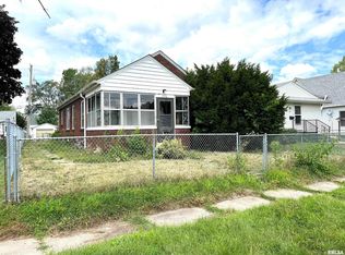 1908 10th St, Rock Island, IL