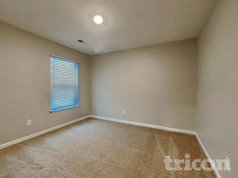 1059 Summerlin Trl — Photo 14
