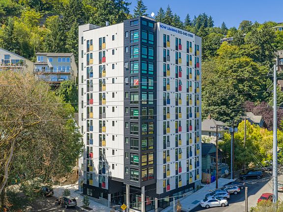 2nd image of 2059 SW Park Ave #708