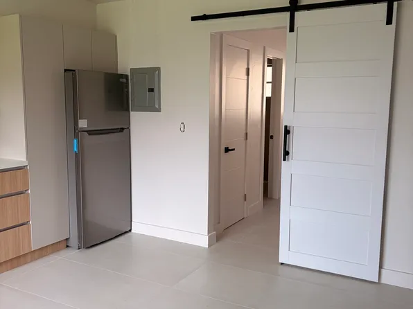 5979 NW 37th St APT 5A, Miami, FL 33166