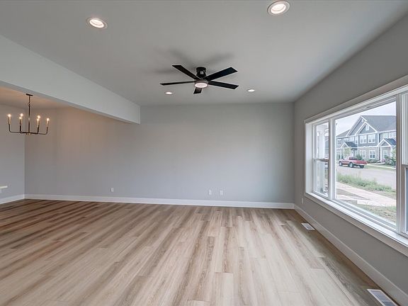 2nd image of 4866 Suelo Rd #1