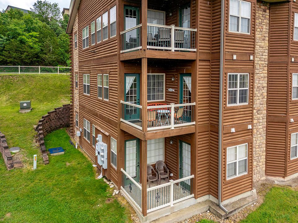 1st image of 31 Blue Bird Way #4