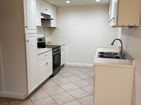 Updated kitchen with pantry