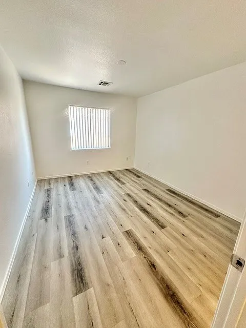 2 bed, 2.5 bath, 1020 sqft, $1,694 — Photo 4