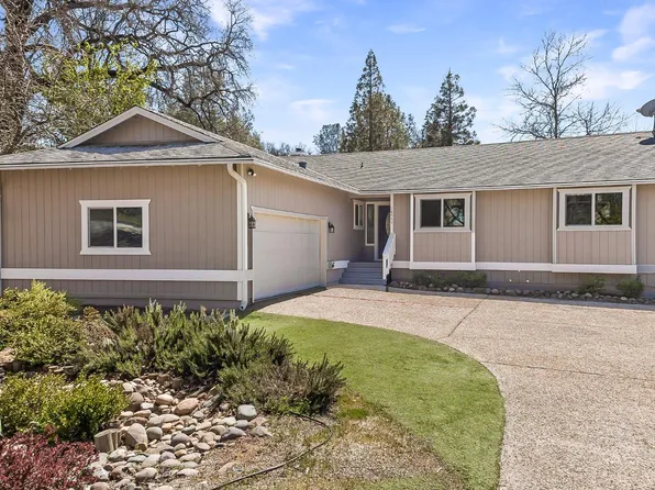 18557 Lake Forest Dr, Penn Valley, CA 95946