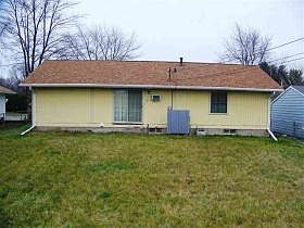 2nd image of 3037 9th St