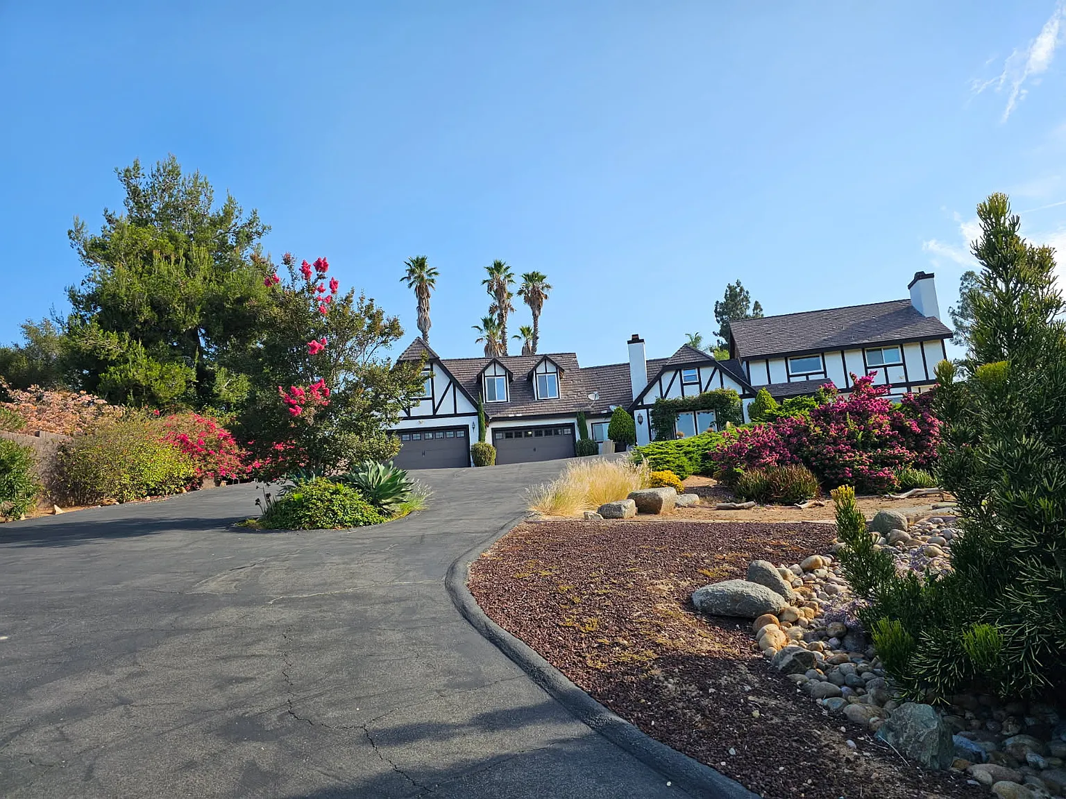Orangewood Dr, Escondido — Photo 2