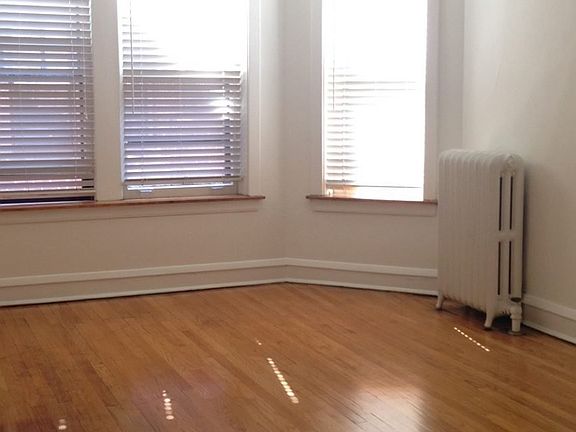 2nd image of 4241 N Hermitage Ave #Rh-26151