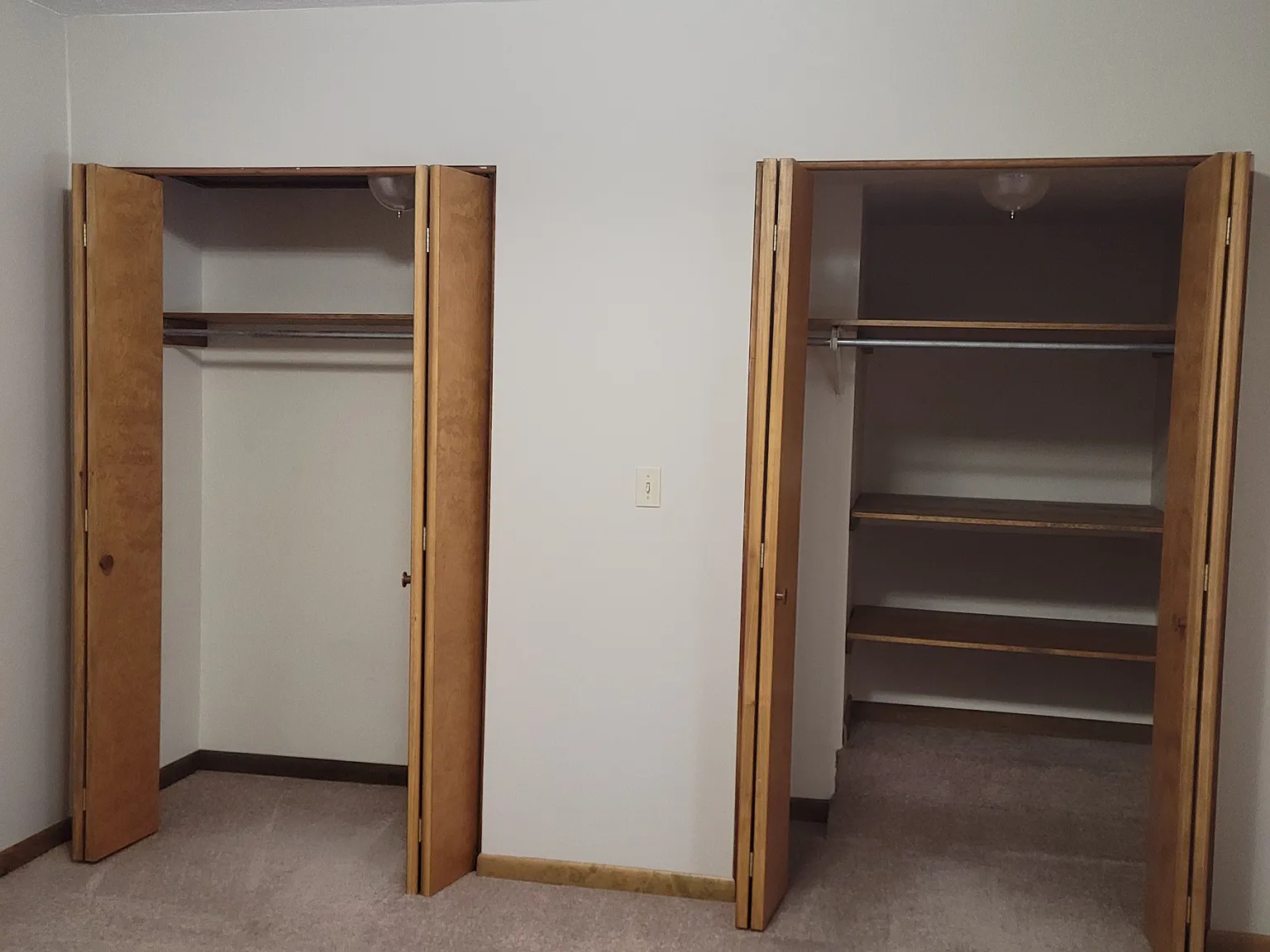3 bed, 2.0 bath, $650 — Photo 2